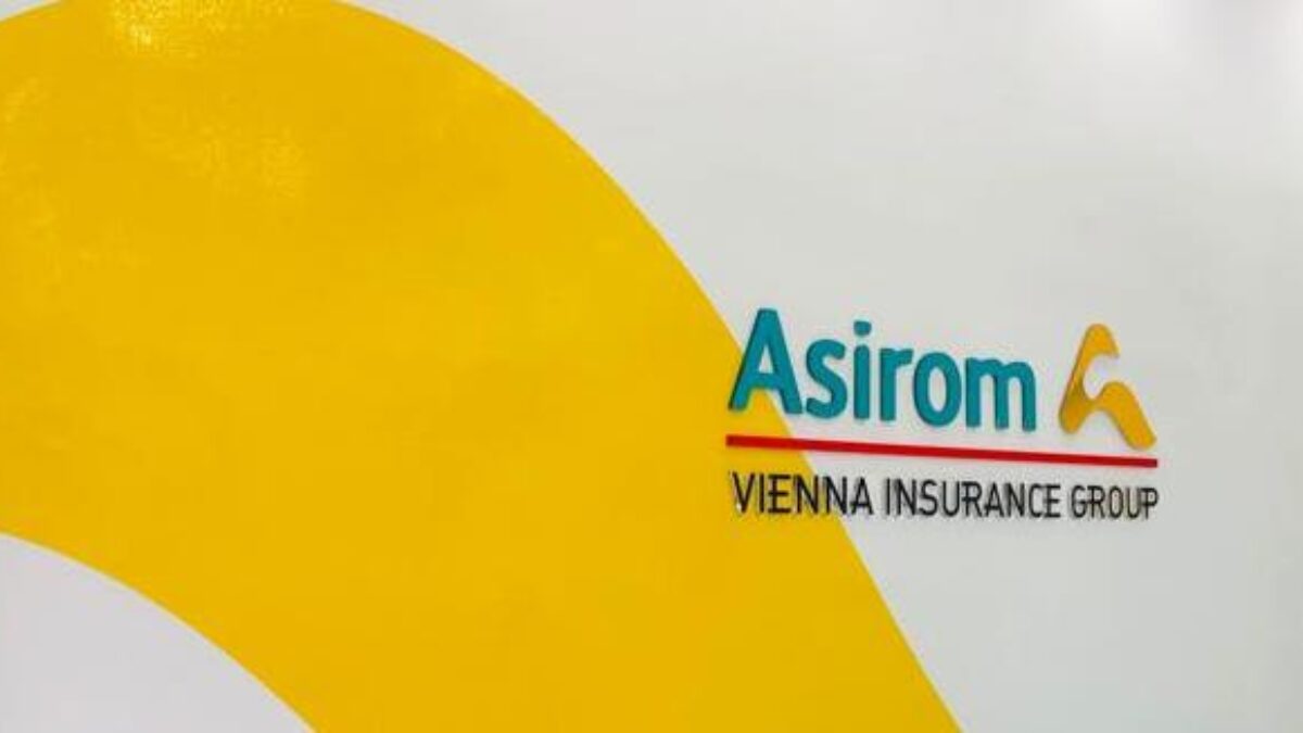 Asirom dă 15% reducere la RCA și CASCO pentru șoferii cu curs de conducere defensivă